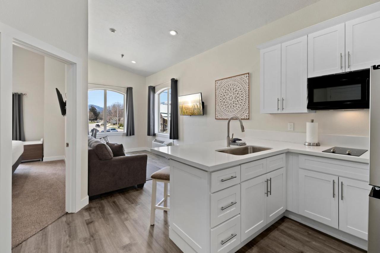 Cedar Street Hotel & Suites Sandpoint Extérieur photo
